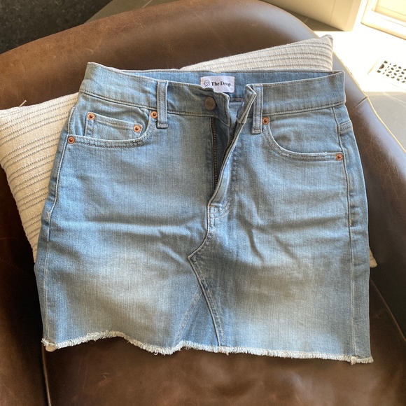 Jean skirt - Picture 1 of 3